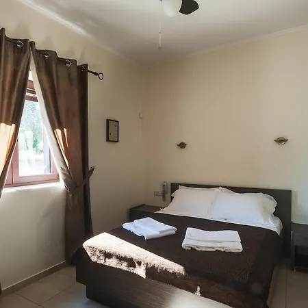 Fegaropetra Studios Sivota  Room photo